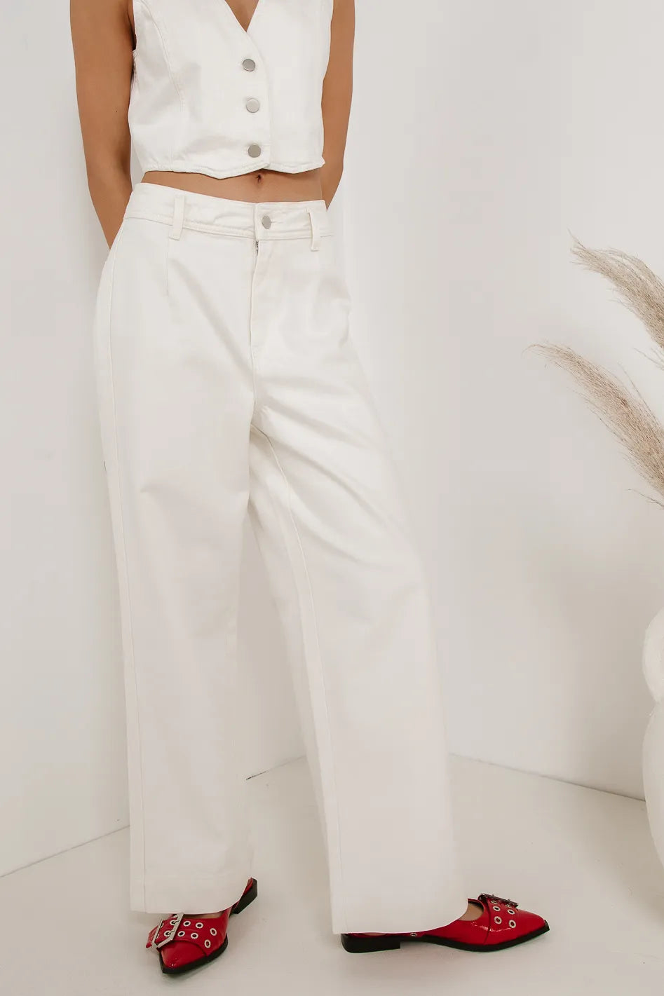 Georgia Wide Leg Jeans in Cream - FINAL SALE